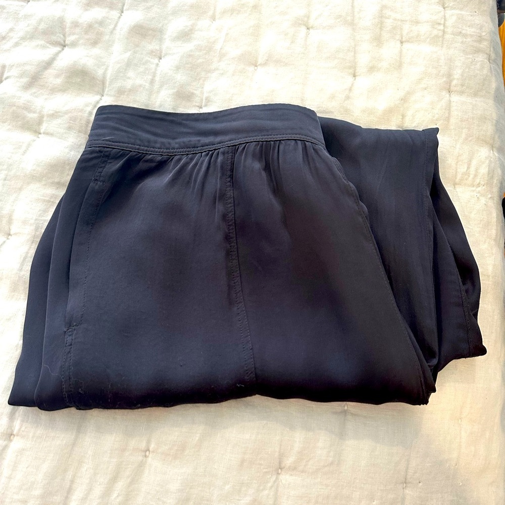 Raquel Allegra gray silk balloon pants, sz 3/Lg